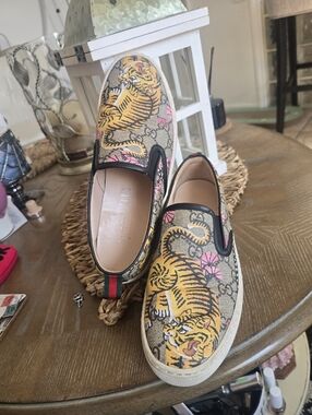 Gucci GG Tiger Monogram Slip-On Sneakers - Beige with Yellow & Pink